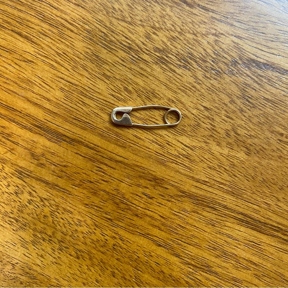 Safety pin earring